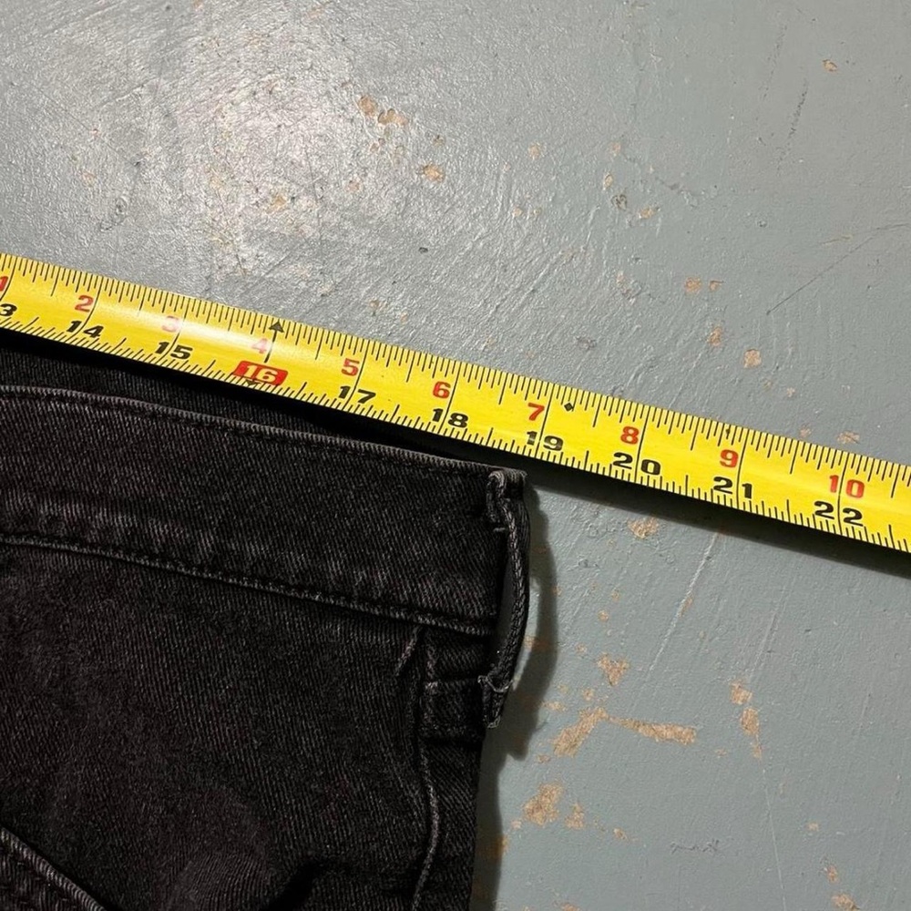 Lee Black Relaxed Fit Jeans with Smooth Finish - Picture 6 of 7